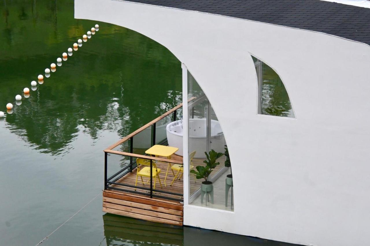 Casa Flotante La Trinidad Campsite