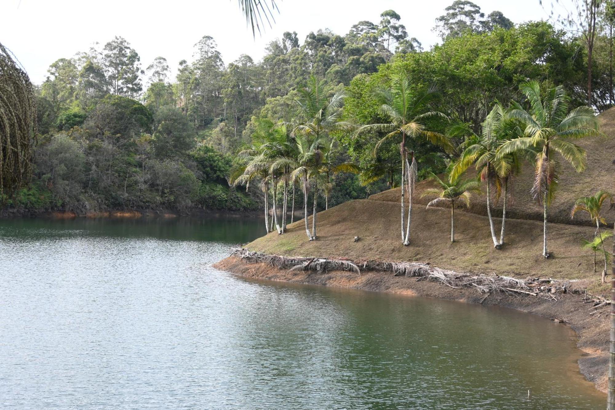 Casa Flotante La Trinidad * Guatape